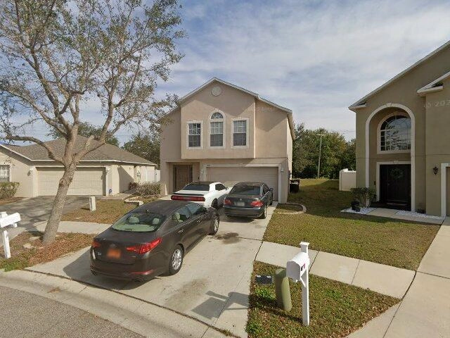 House image located at Ruskin, FL 33570