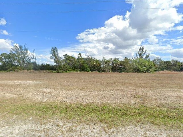 House image located at Cape Coral, FL 33909