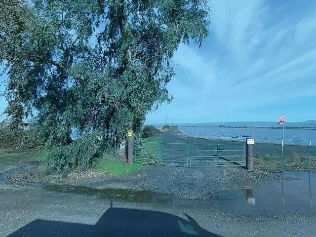 House image located at Robbins, IL 60472