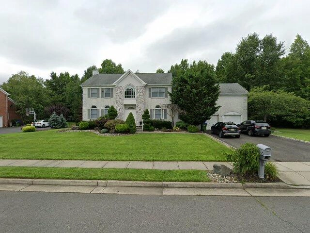House image located at Edison, NJ 08820