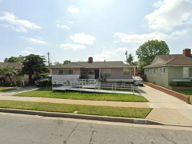 House image located at Inglewood, CA 90303