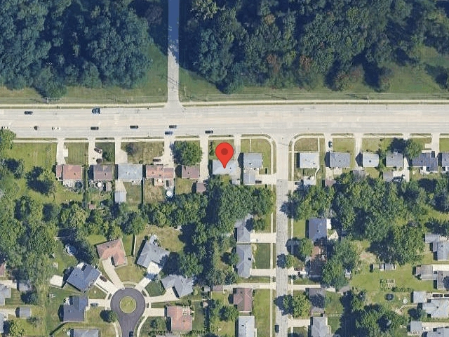 House image located at Waverly, IL 62692