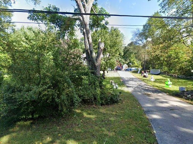 House image located at Oxford, MA 01540