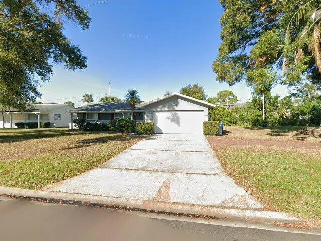 House image located at Saint Petersburg, FL 33710
