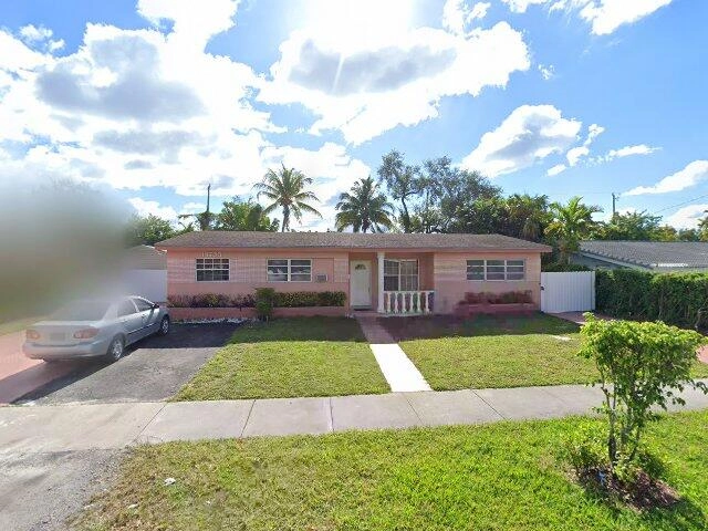 House image located at Miami, FL 33179