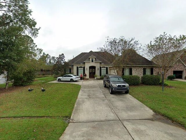 House image located at Danville, IN 46122