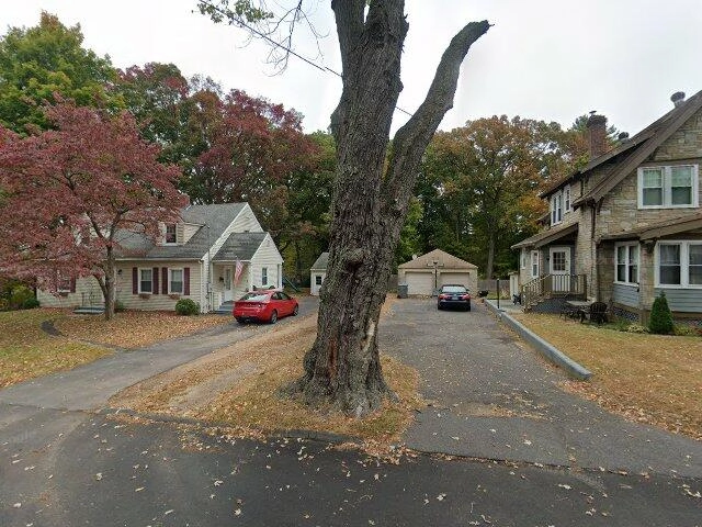 House image located at Rock Island, IL 61201