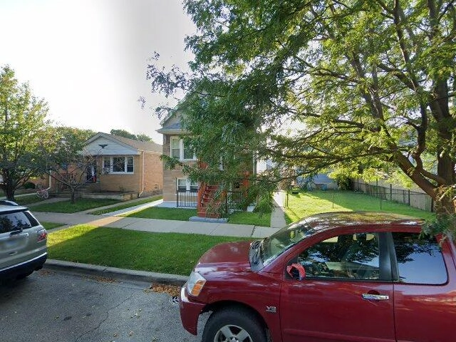 House image located at Chicago, IL 60638