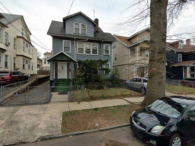 House image located at Newark, NJ 07112