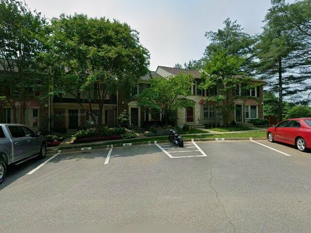 House image located at Fairfax, VA 22032