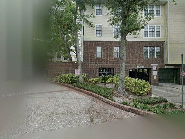 House image located at Tampa, FL 33606