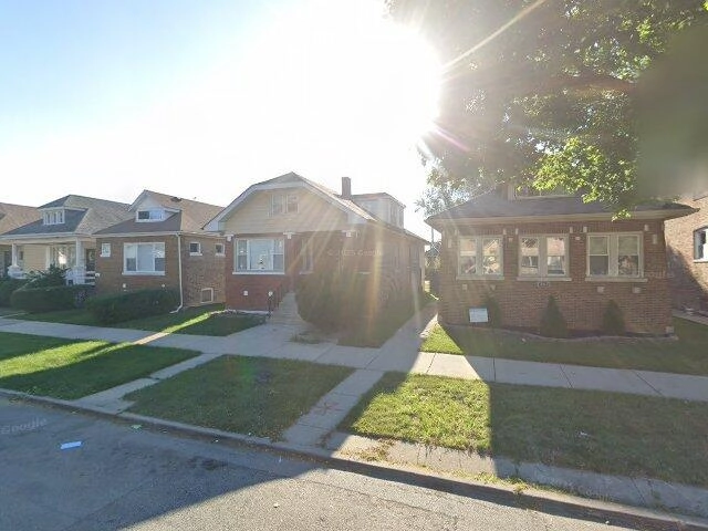 House image located at Chicago, IL 60620