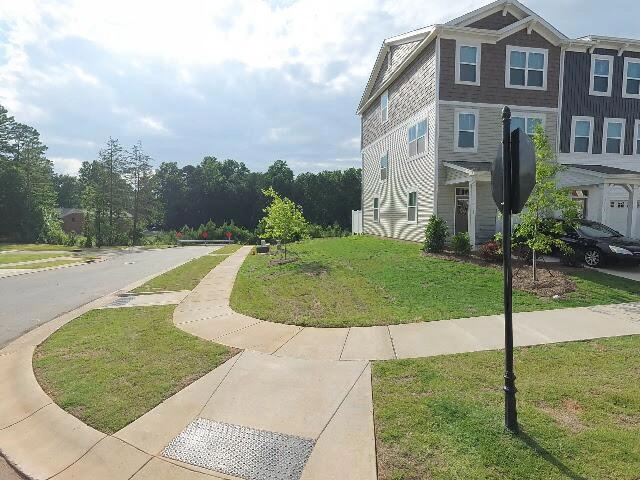 House image located at Charlotte, NC 28216