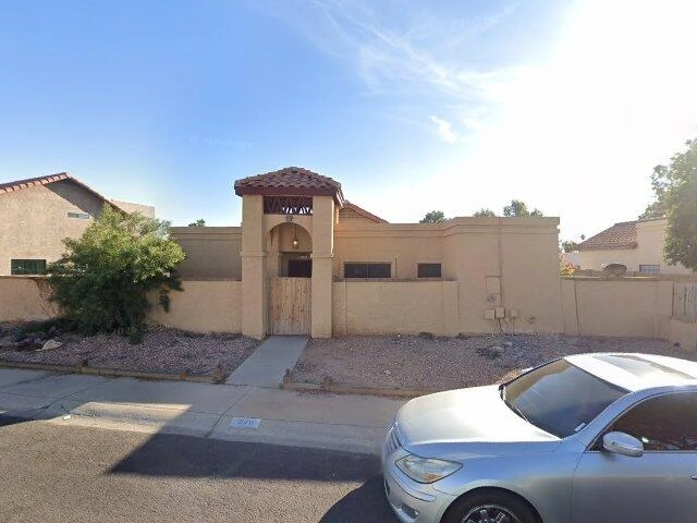 House image located at Glendale, AZ 85302