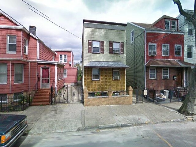 House image located at Madison, ME 04950