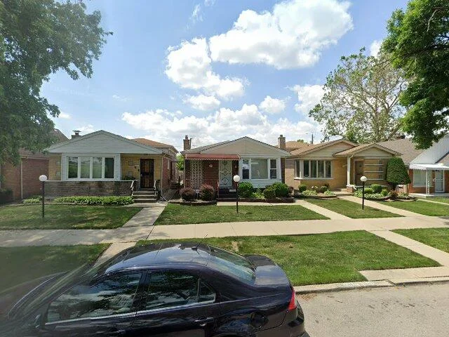 House image located at Chicago, IL 60628