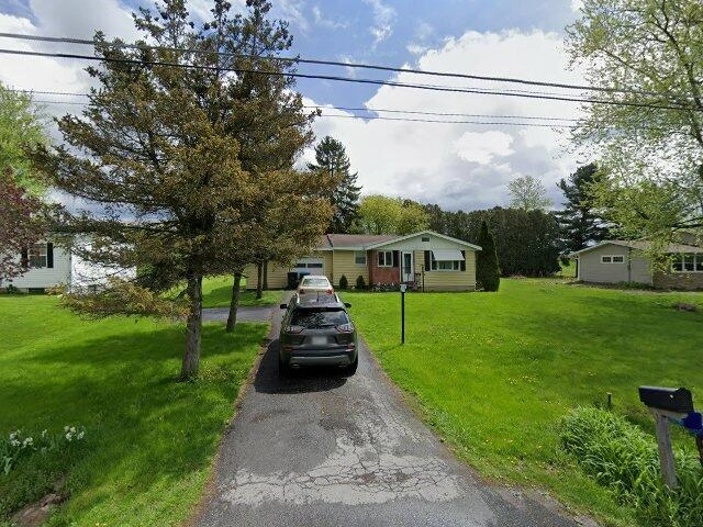 House image located at Auburn, NY 13021