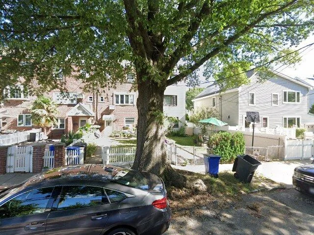 House image located at Bronx, NY 10464