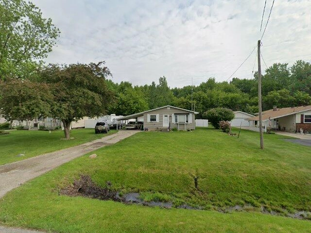 House image located at Flint, MI 48506