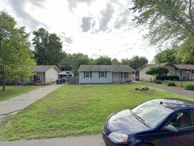 House image located at Waterford, MI 48328