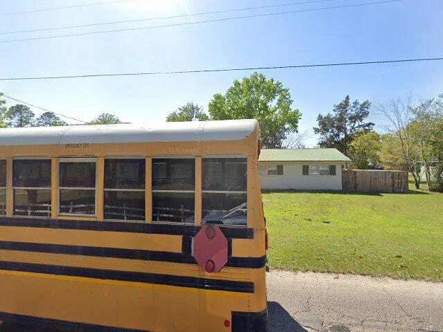 House image located at Defuniak Springs, FL 32433