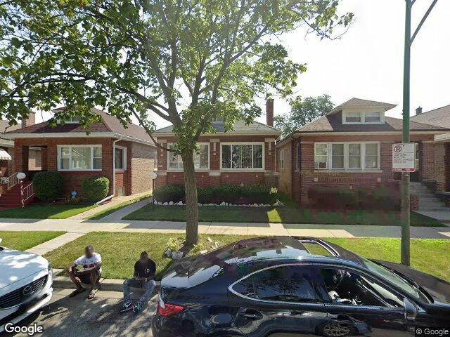 House image located at Chicago, IL 60620