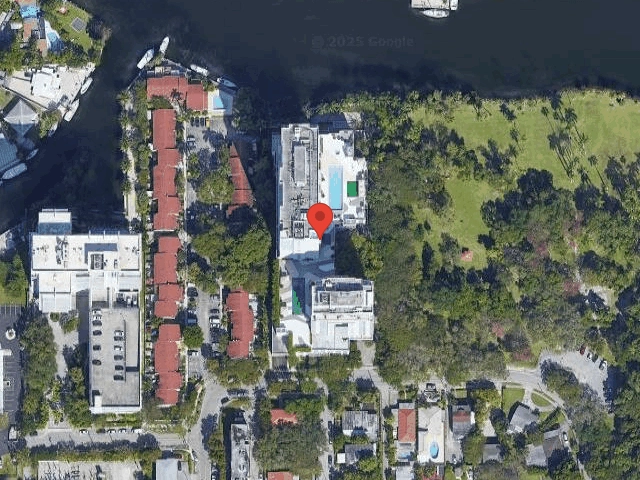 House image located at Miami, FL 33125