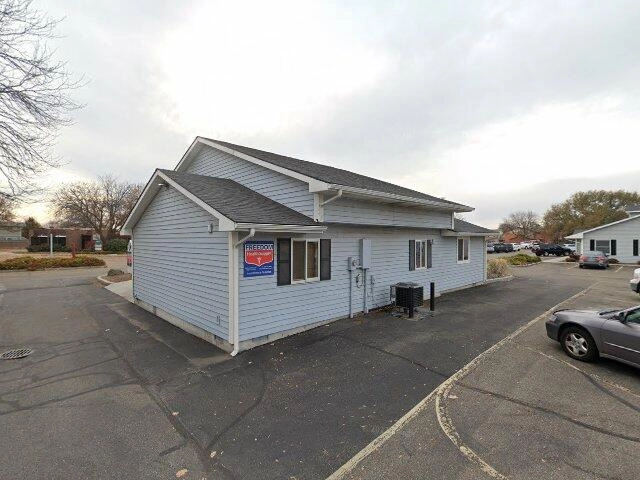 House image located at Rock Island, IL 61201