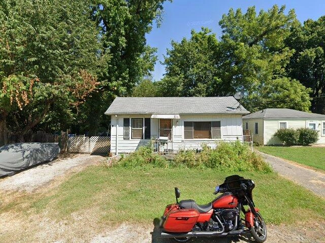 House image located at Louisville, KY 40216