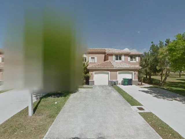 House image located at Miami, FL 33193