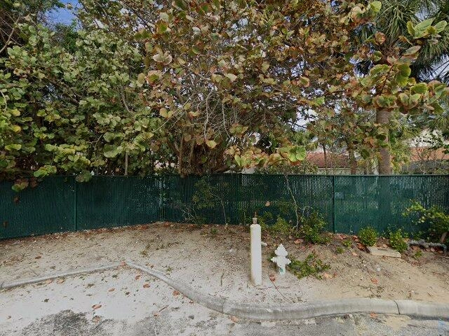 House image located at North Palm Beach, FL 33408