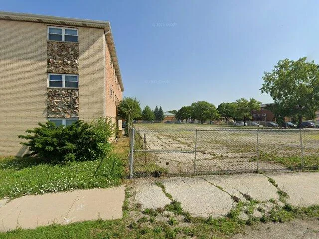 House image located at Chicago, IL 60638