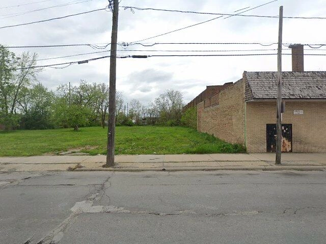 House image located at Cleveland, OH 44105