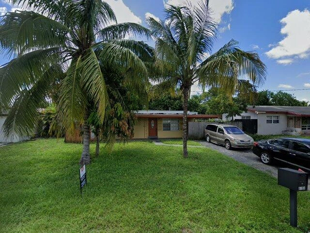 House image located at Hollywood, FL 33023