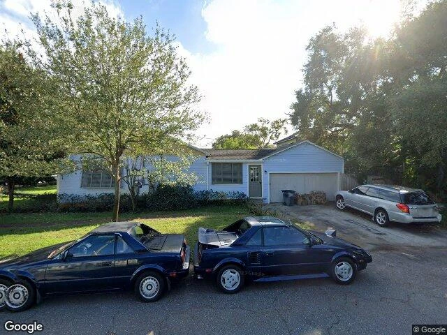 House image located at Saint Petersburg, FL 33704