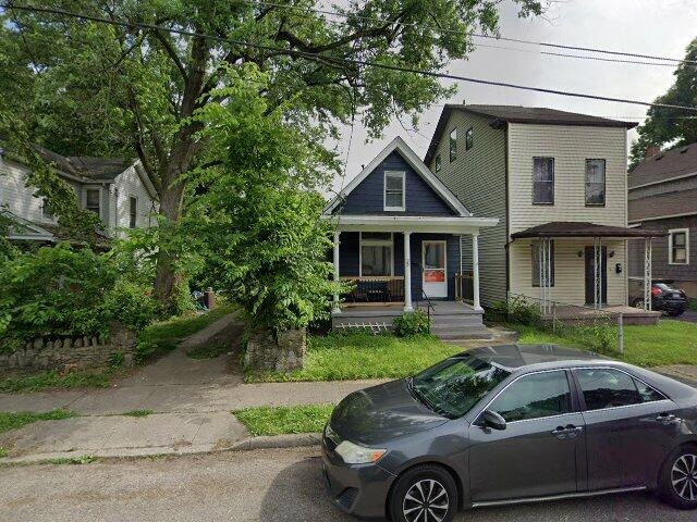 House image located at Cincinnati, OH 45216