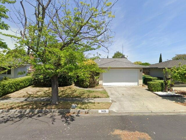 House image located at Hayward, CA 94545