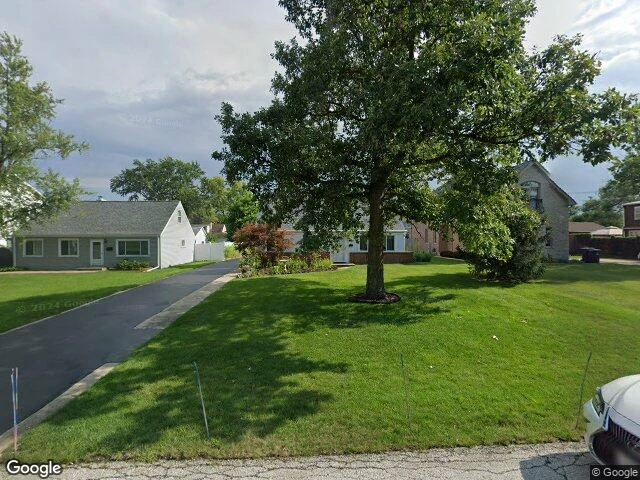 House image located at Glenview, IL 60025