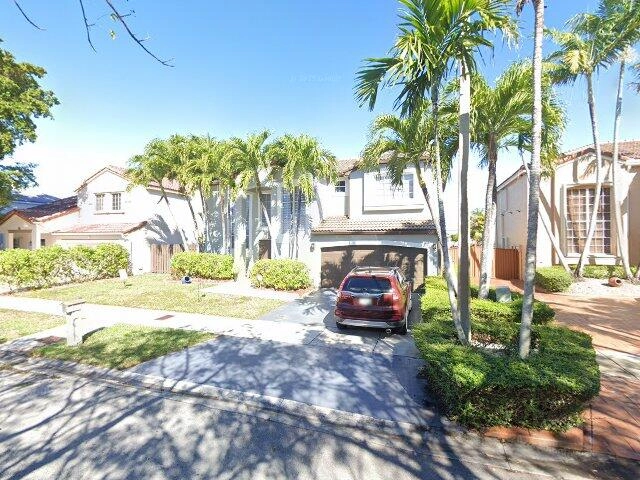 House image located at Miami, FL 33196