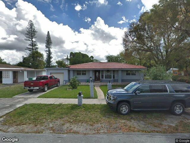 House image located at Miami, FL 33162
