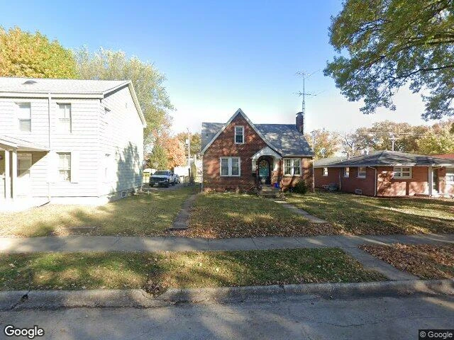 House image located at Highland, IL 62249