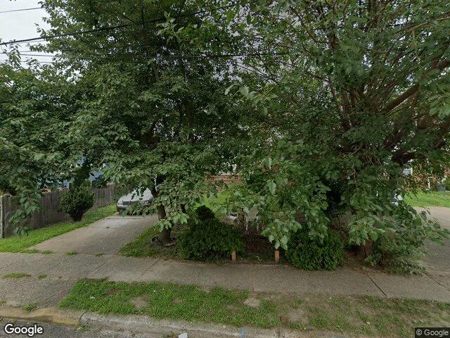 House image located at Camden, NJ 08105