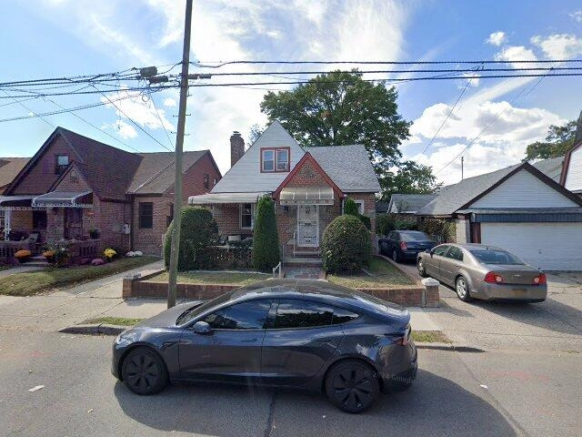 House image located at Saint Albans, NY 11412