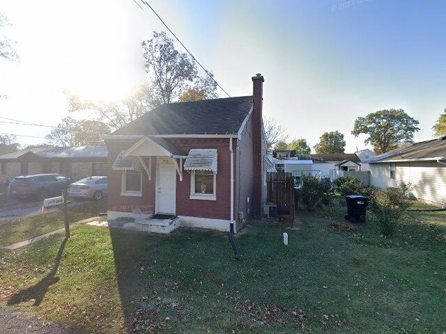 House image located at Mascoutah, IL 62258