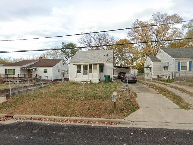 House image located at Peoria, IL 61604