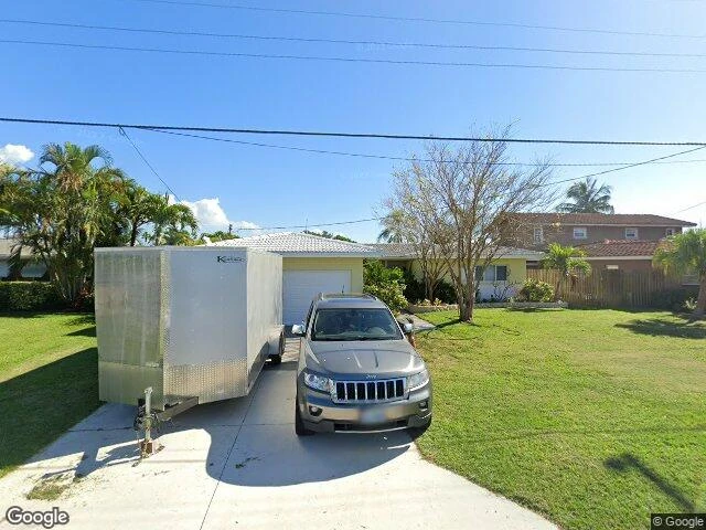 House image located at Saint Petersburg, FL 33708