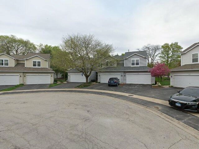 House image located at North Aurora, IL 60542