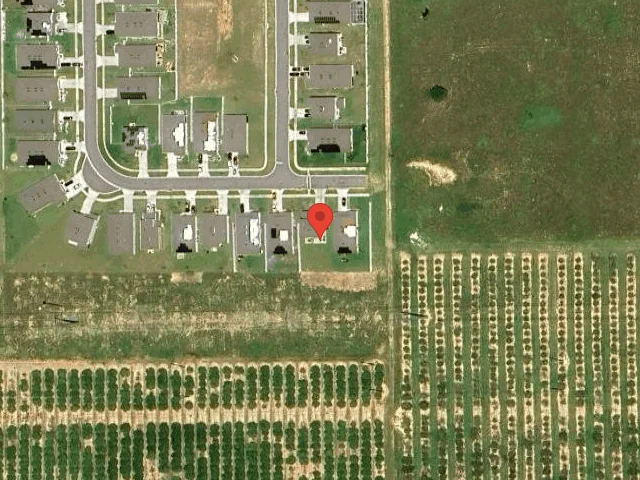 House image located at Dundee, FL 33838