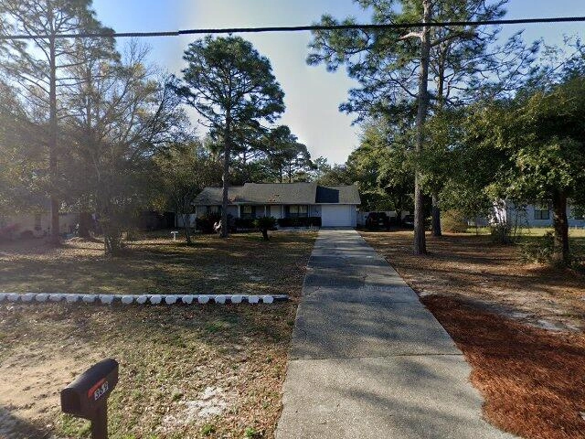 House image located at Crestview, FL 32539
