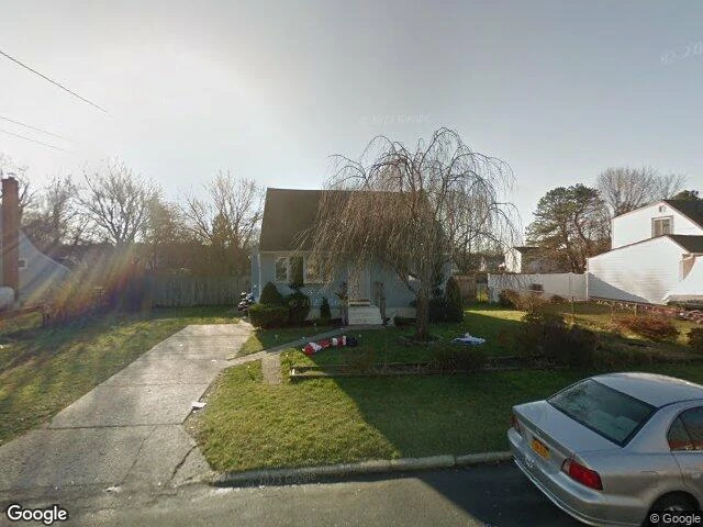 House image located at Bay Shore, NY 11706